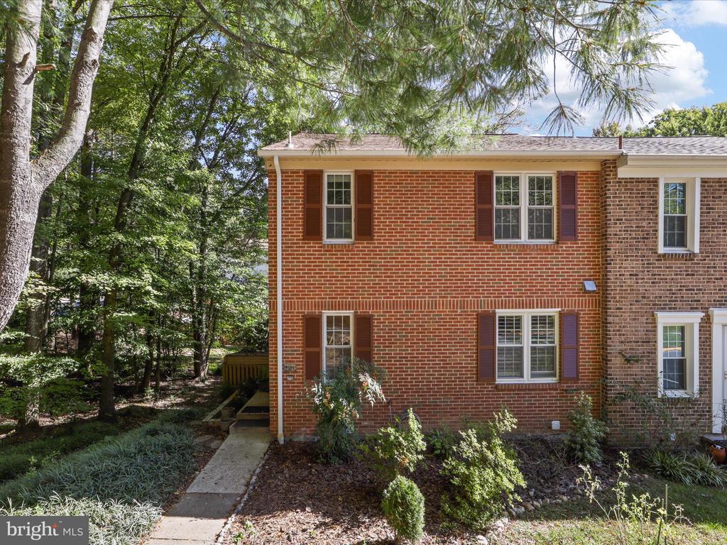 9101 GALBRETH CT