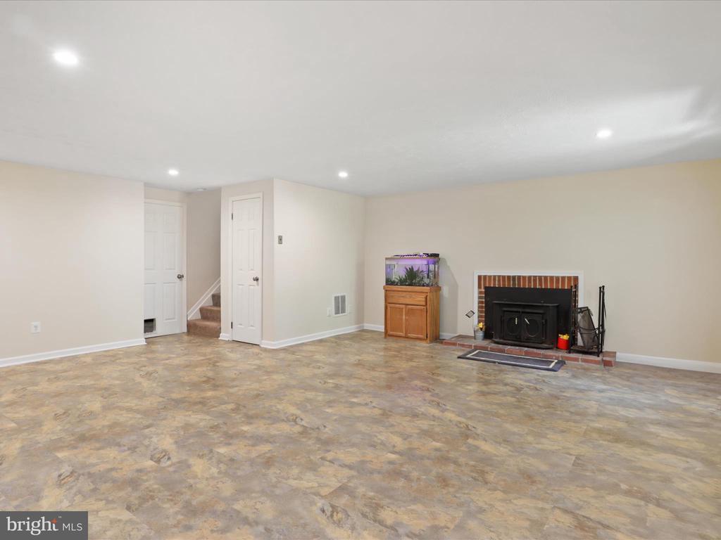 9101 GALBRETH CT