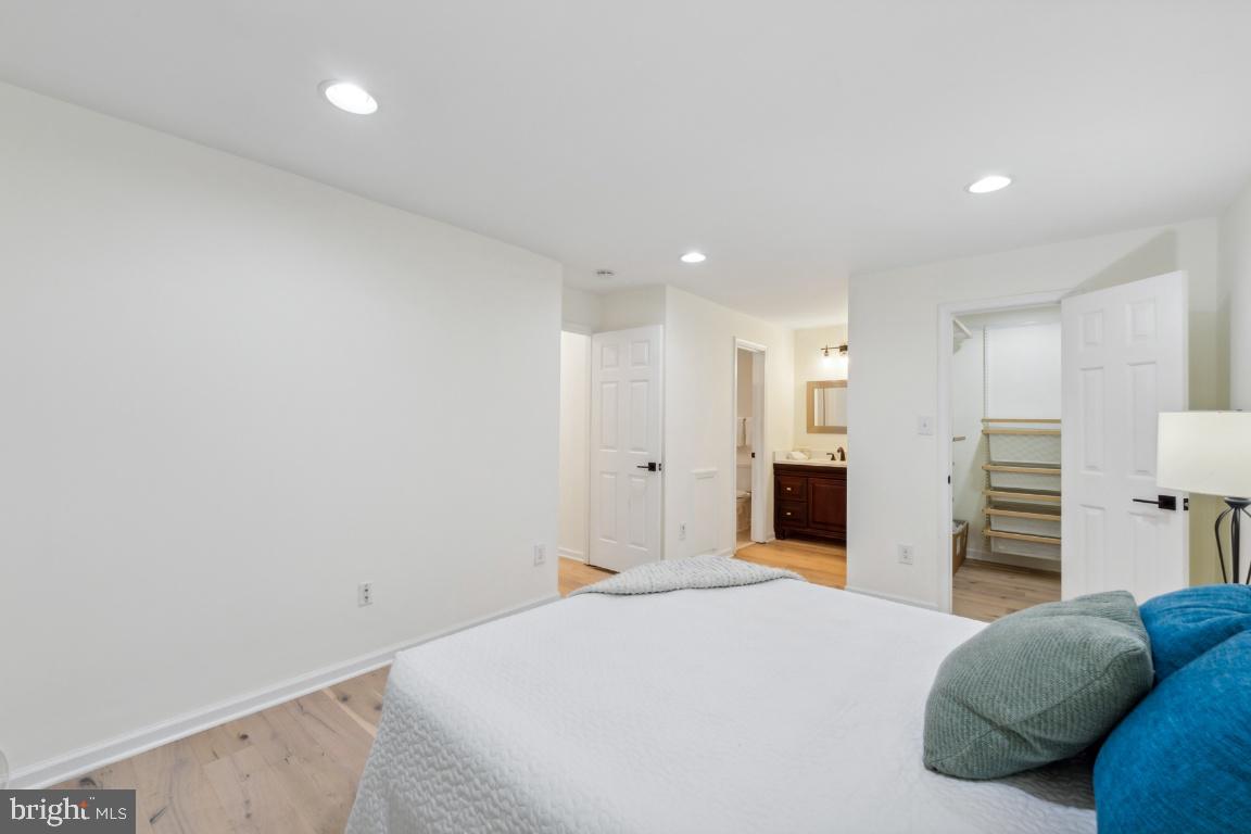 2229 Lovedale Ln #302b