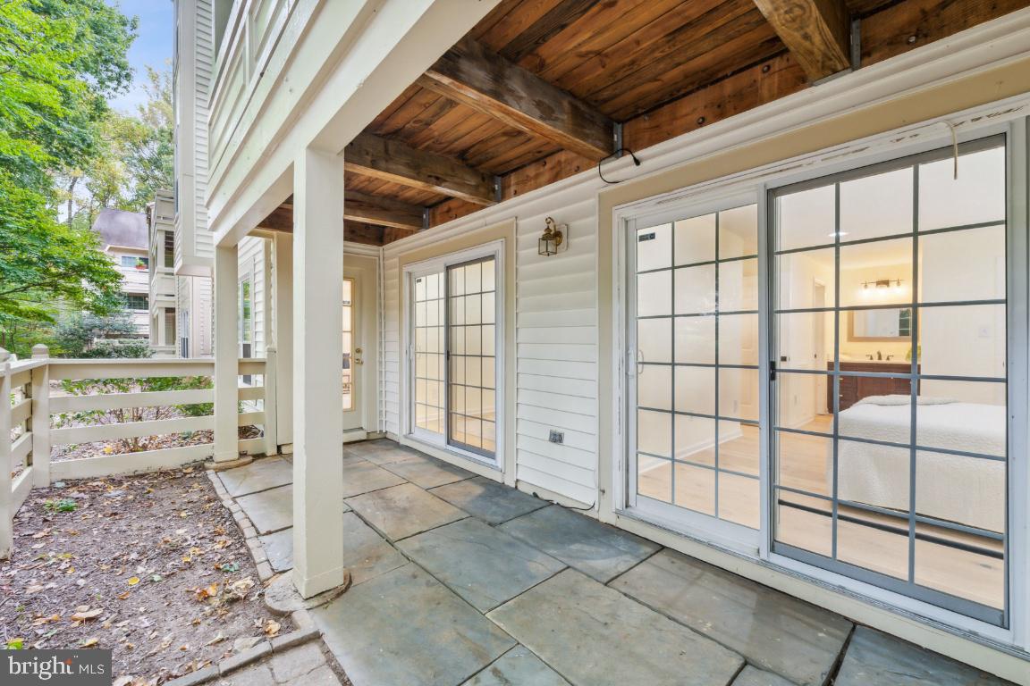 2229 Lovedale Ln #302b