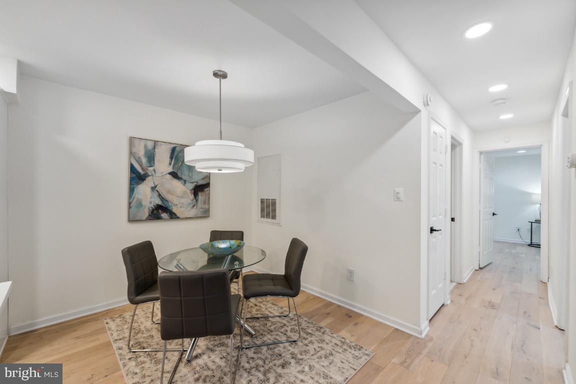 2229 Lovedale Ln #302b