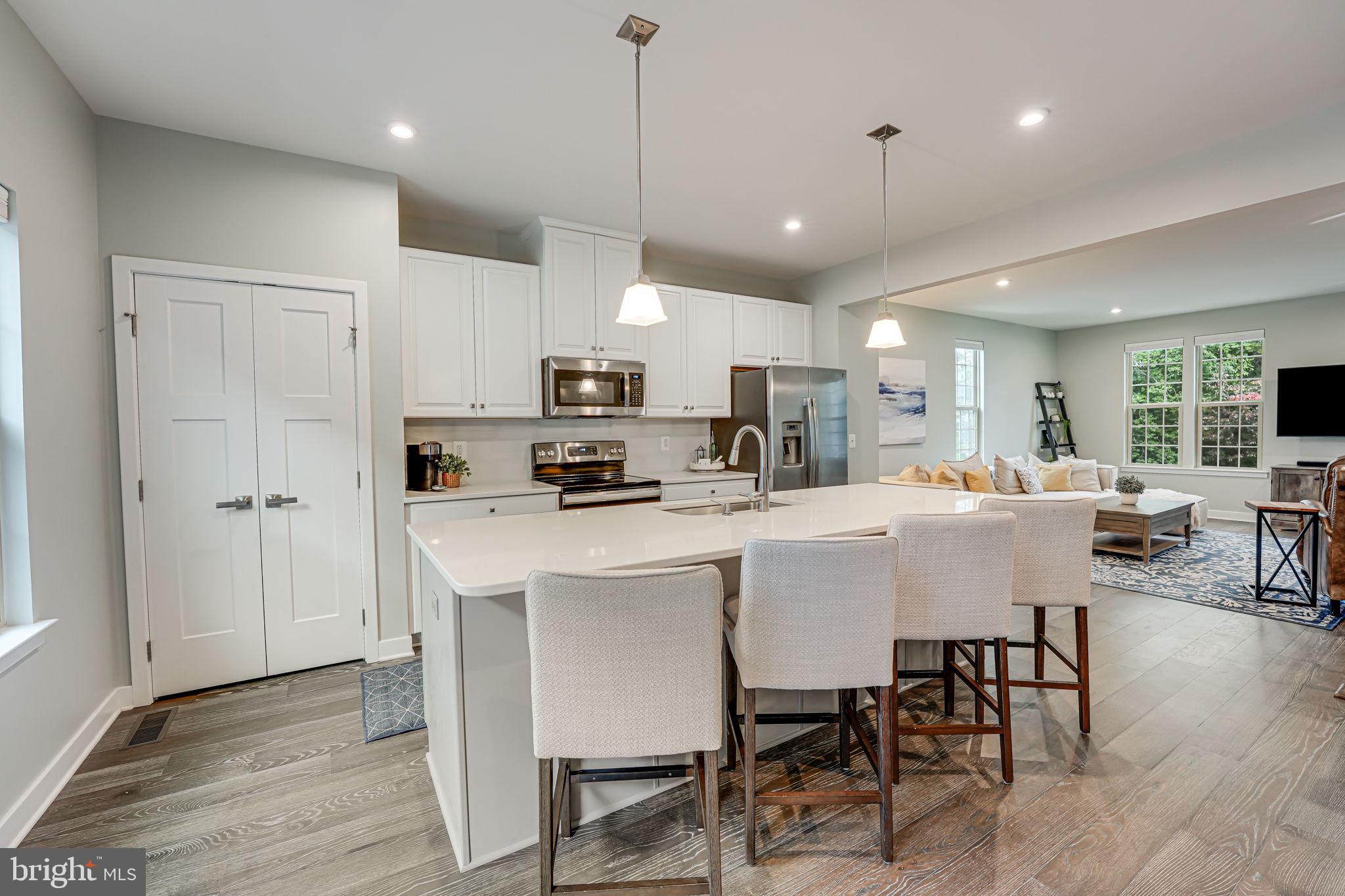 7821 FRANCIS DICKENS LANE