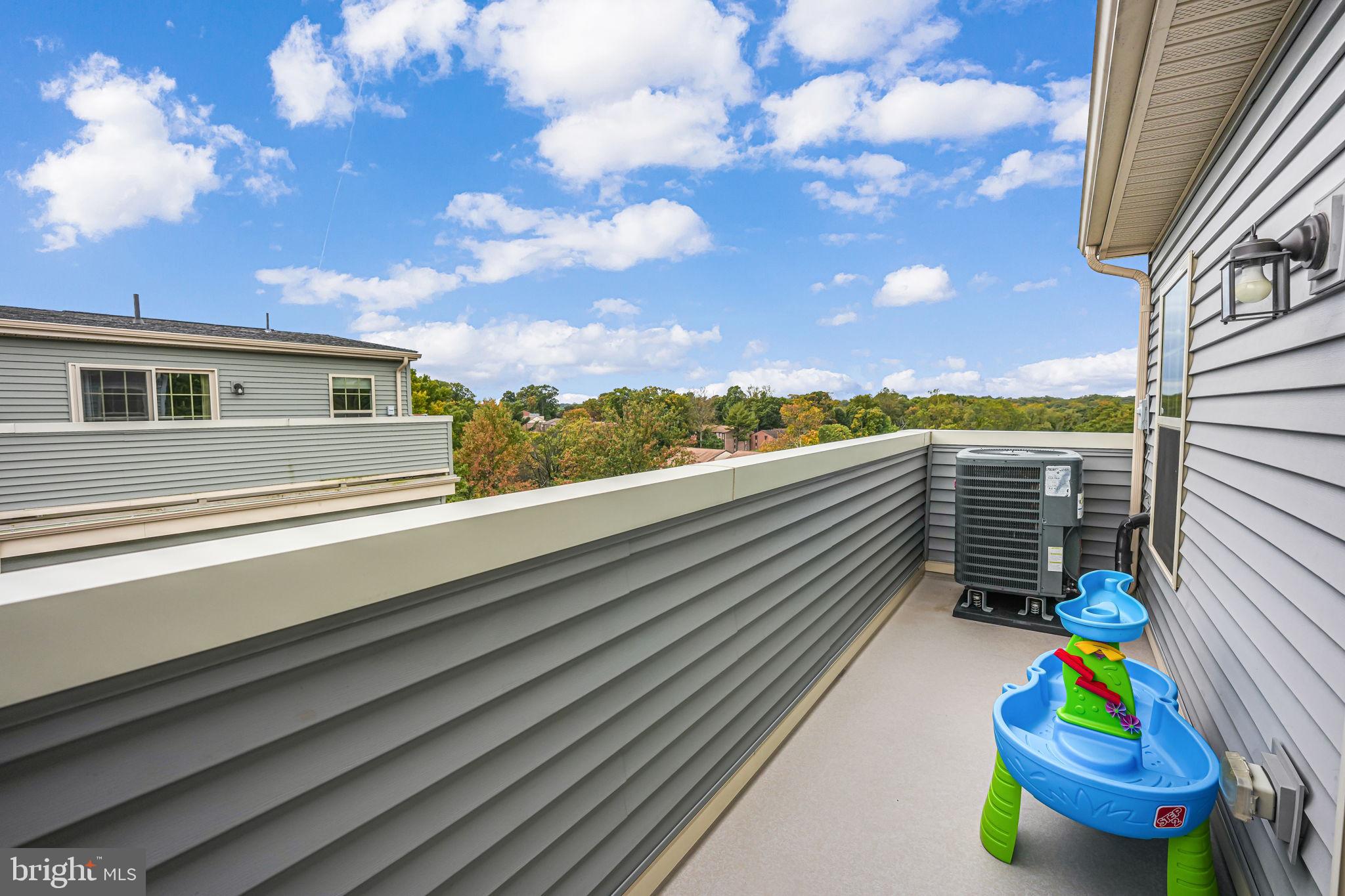 7821 FRANCIS DICKENS LANE