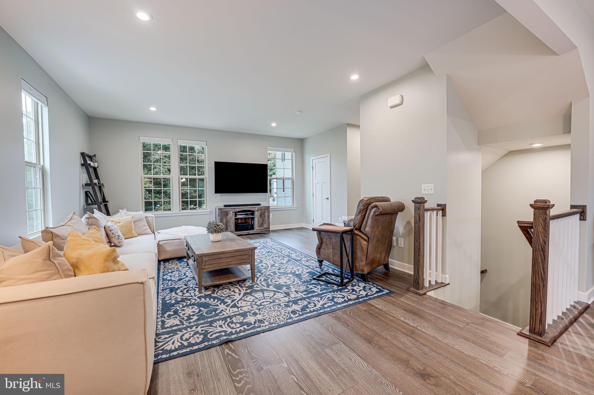 7821 FRANCIS DICKENS LANE