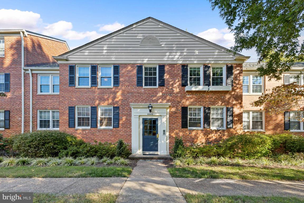 6502 Potomac Ave #B1