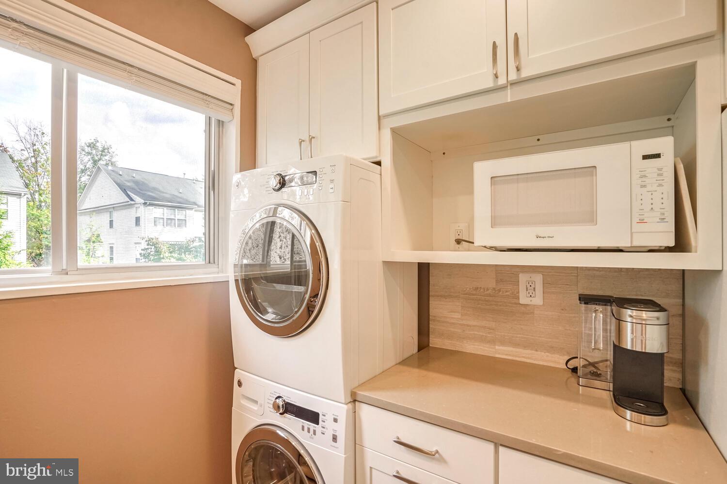 2827 KALMIA LEE COURT B-202