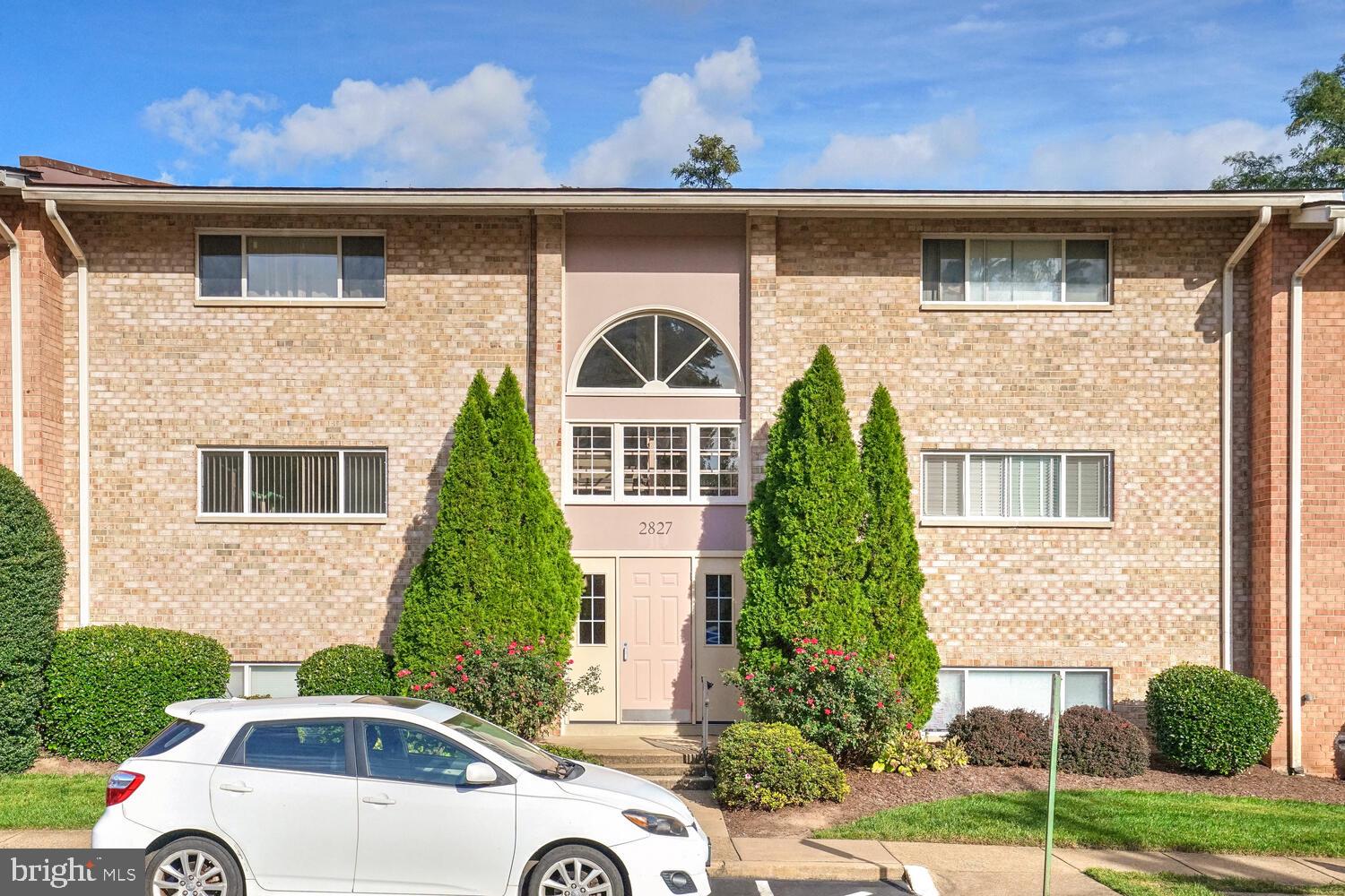 2827 KALMIA LEE COURT B-202