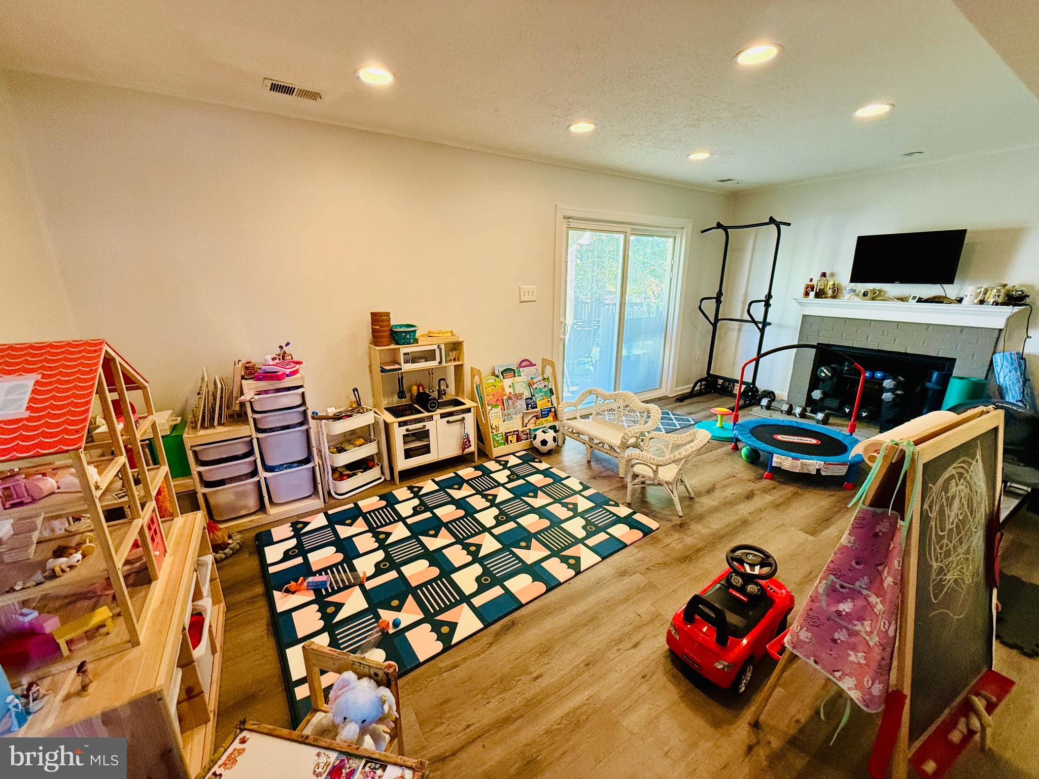 4512 LANTERN PL