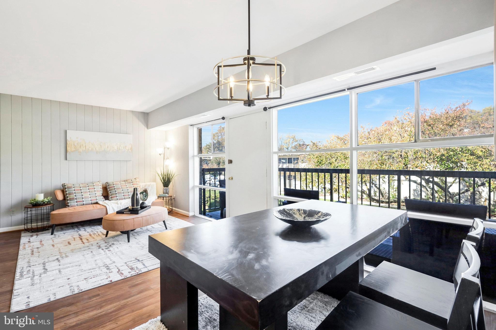 4965 Americana Dr #4965e