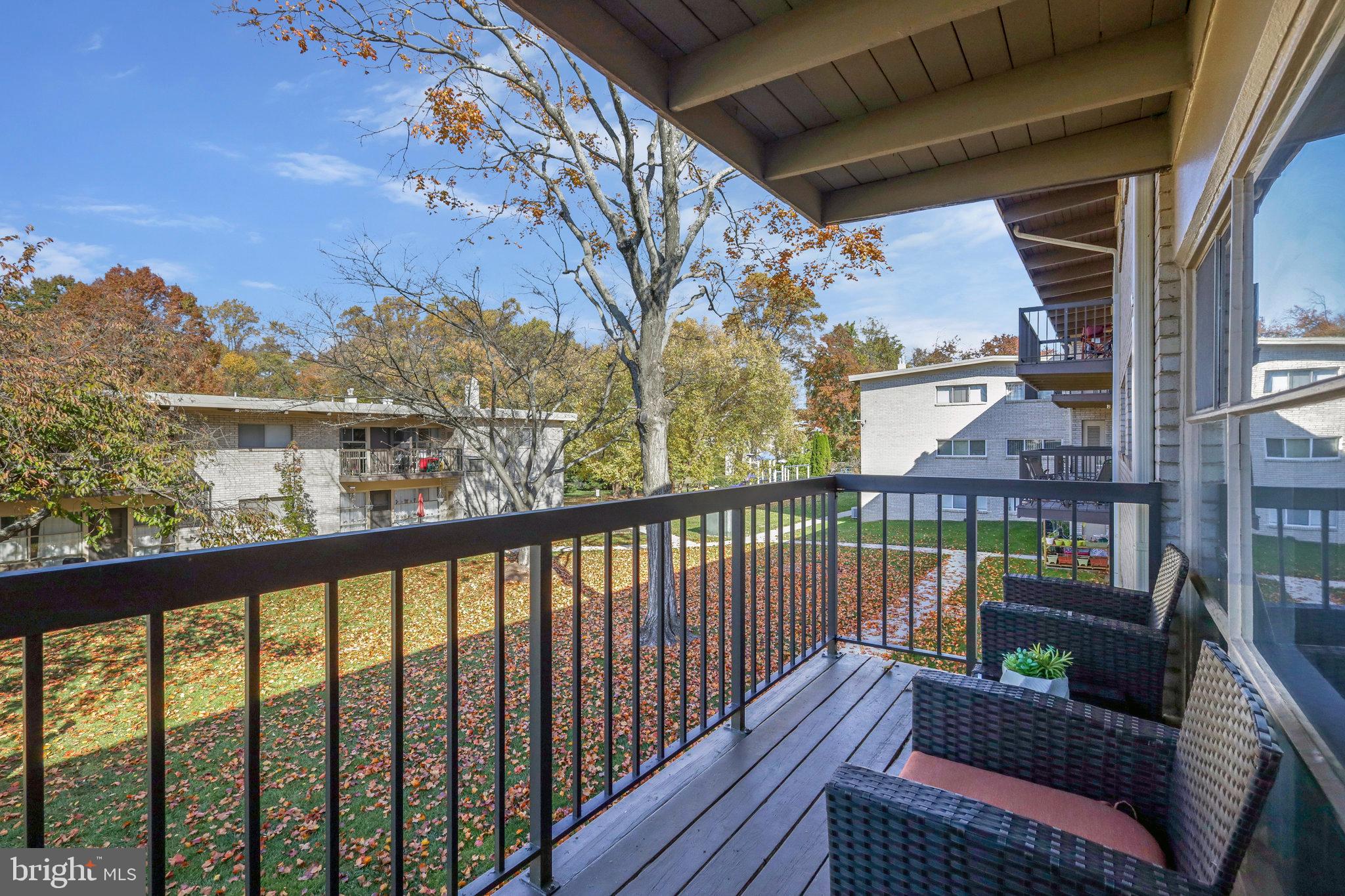 4965 Americana Dr #4965e
