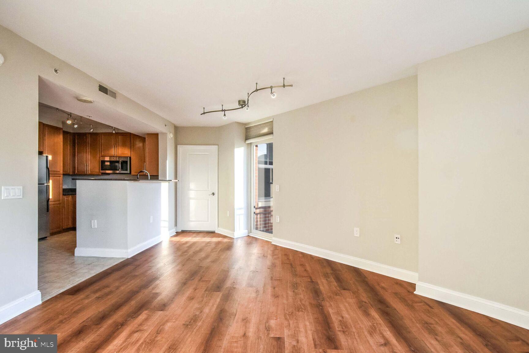 11760 SUNRISE VALLEY DR #414