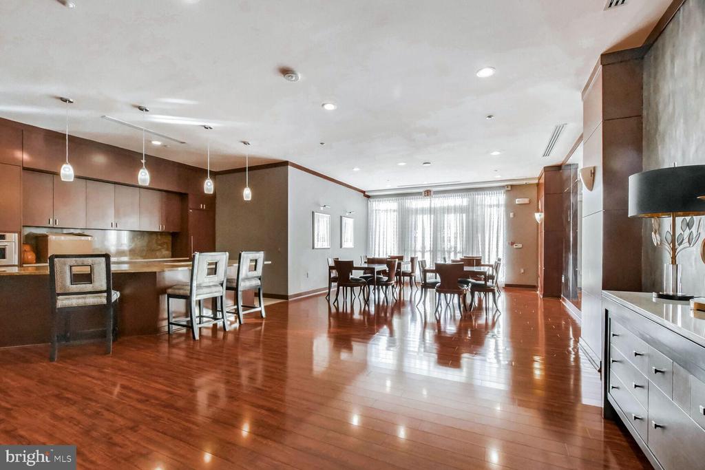 11760 SUNRISE VALLEY DR #414