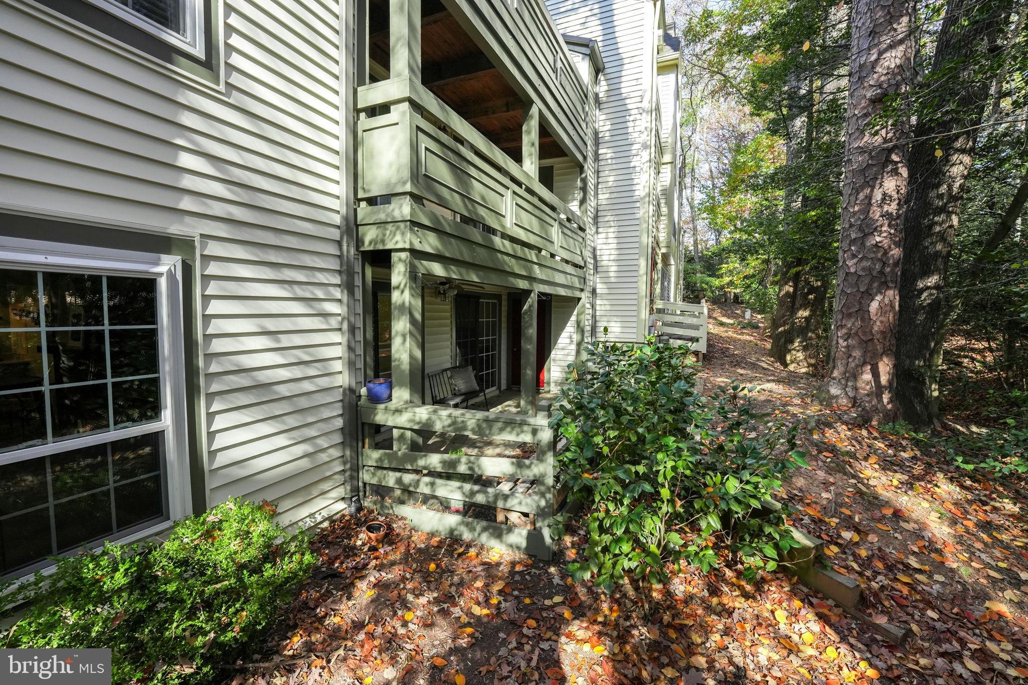 2221 Lovedale Ln #202b