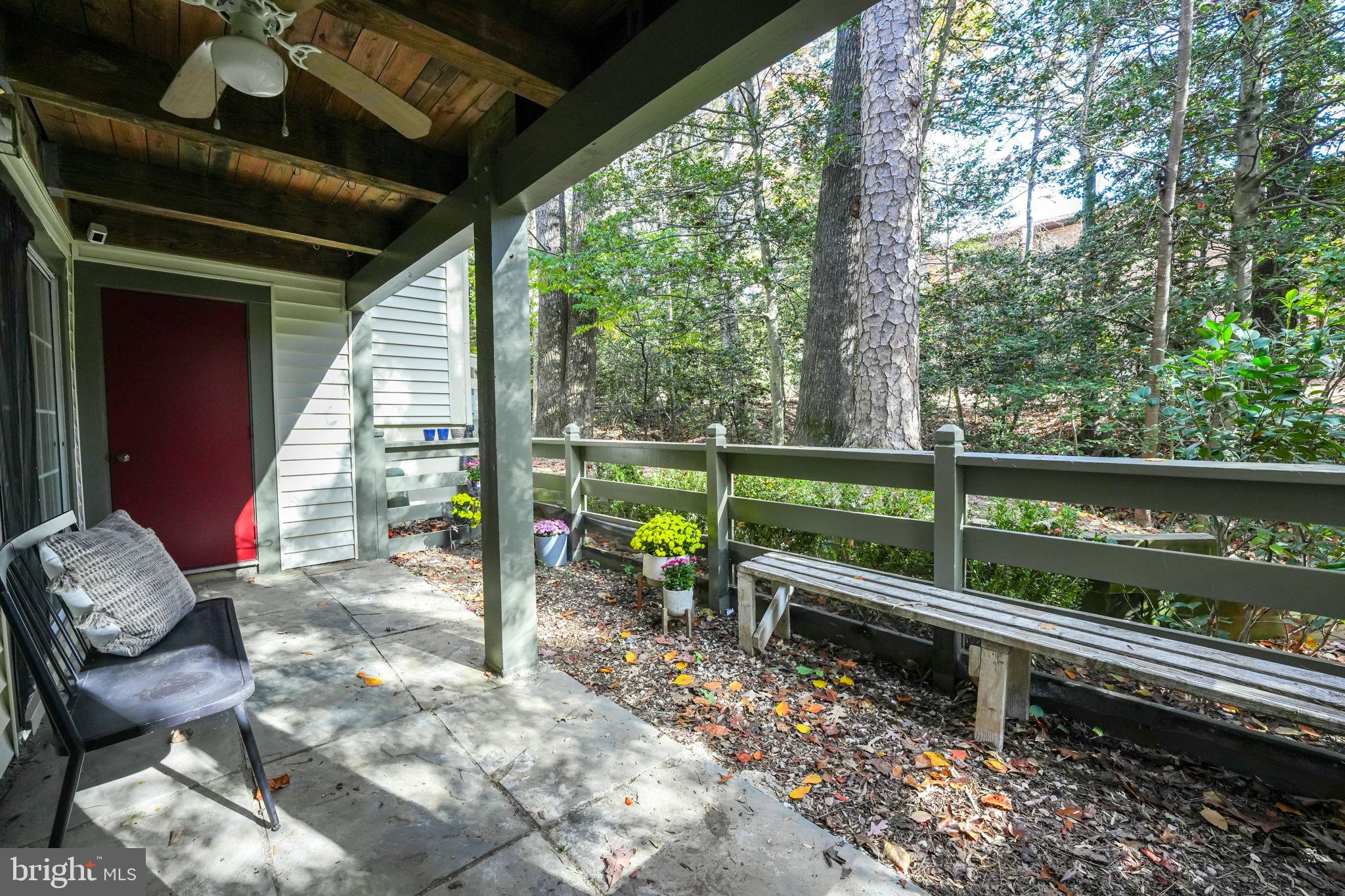 2221 Lovedale Ln #202b