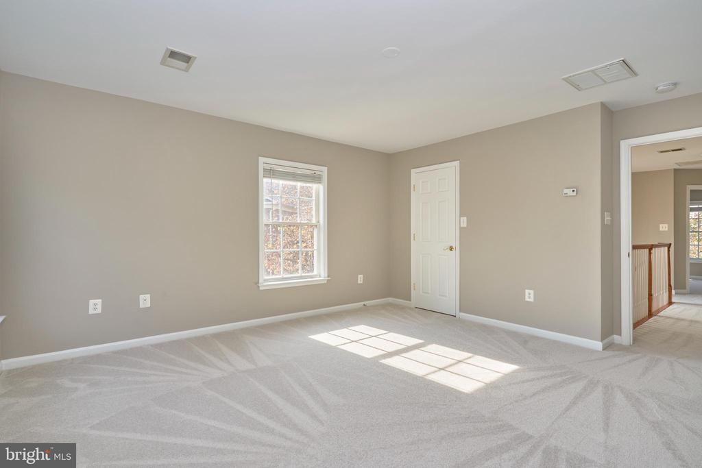 108 Herndon Mill Cir