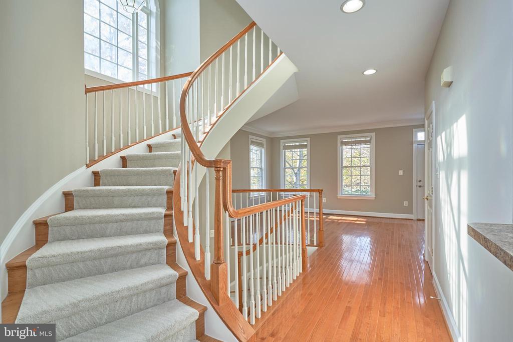 108 Herndon Mill Cir