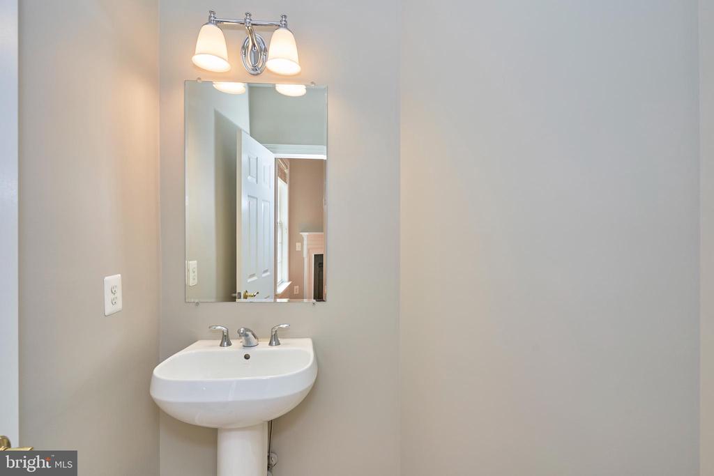 108 Herndon Mill Cir