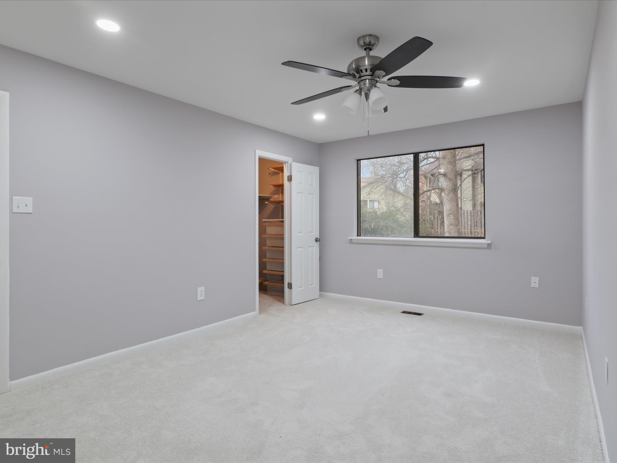 10684 MYRTLE OAK COURT