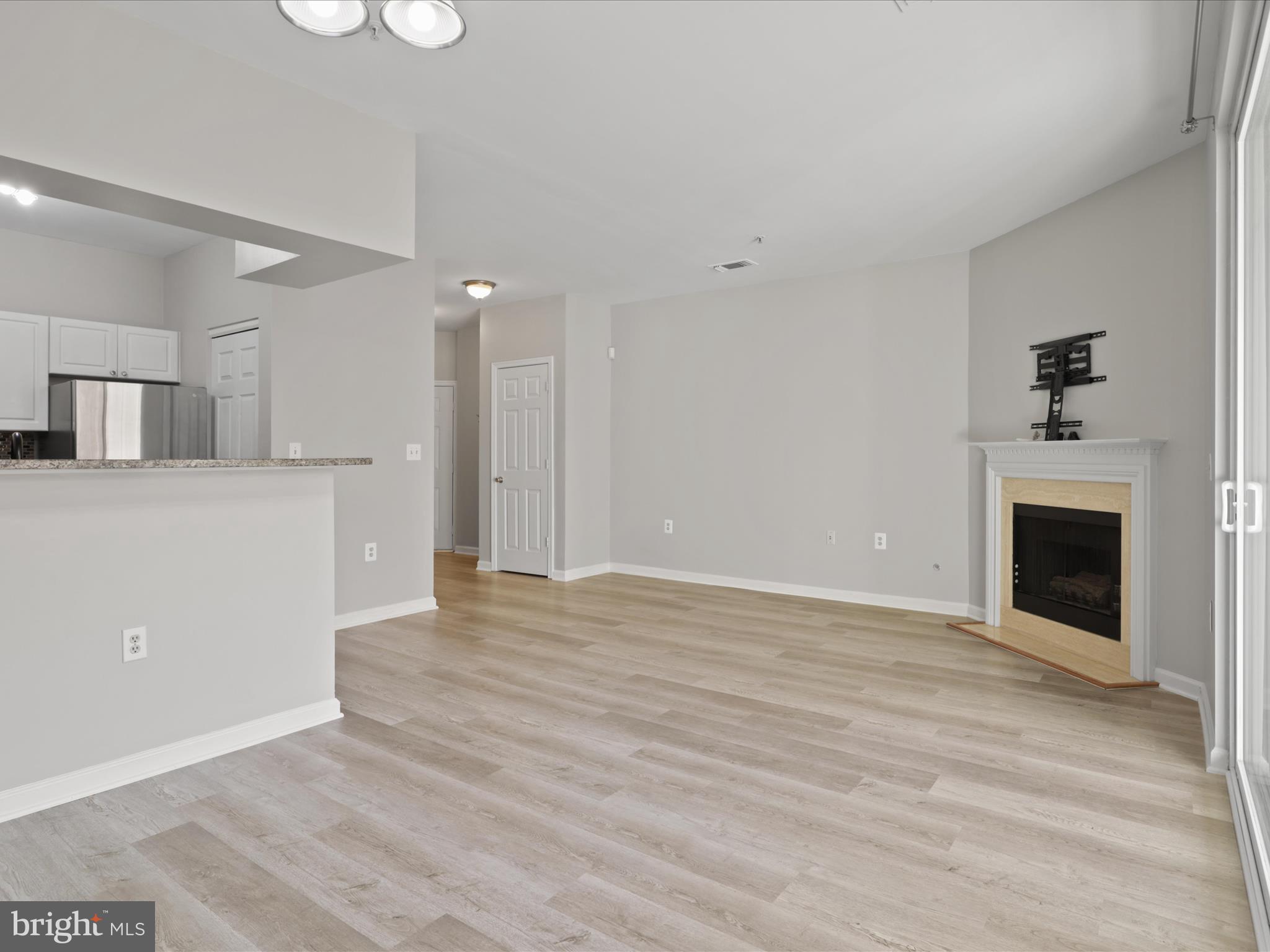12909 ALTON SQ #303