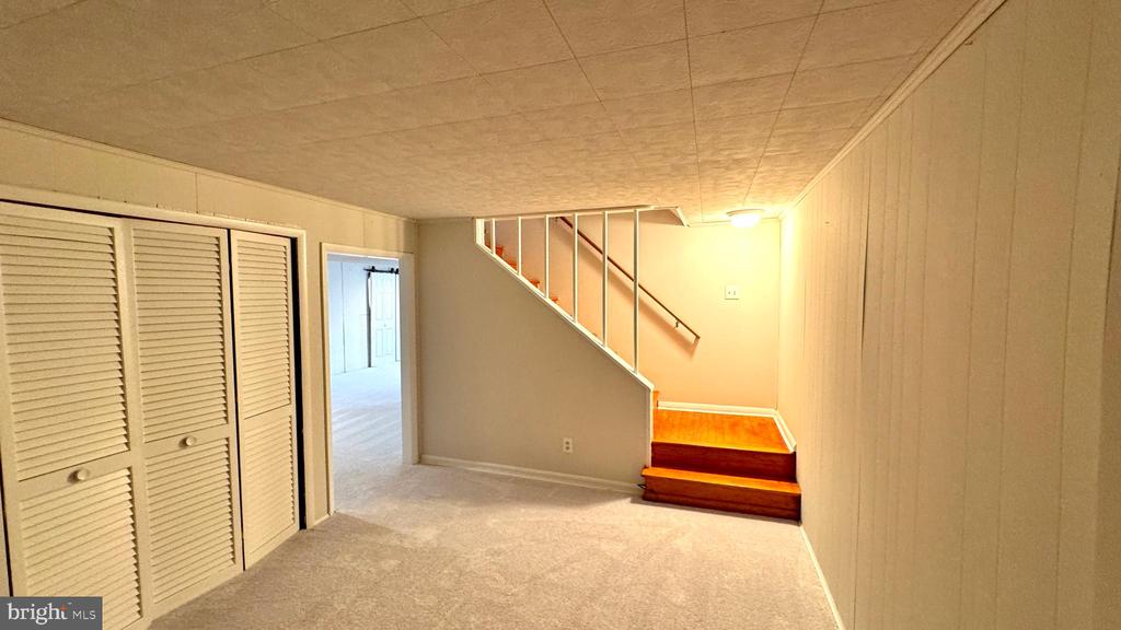 6613 BOWIE DRIVE