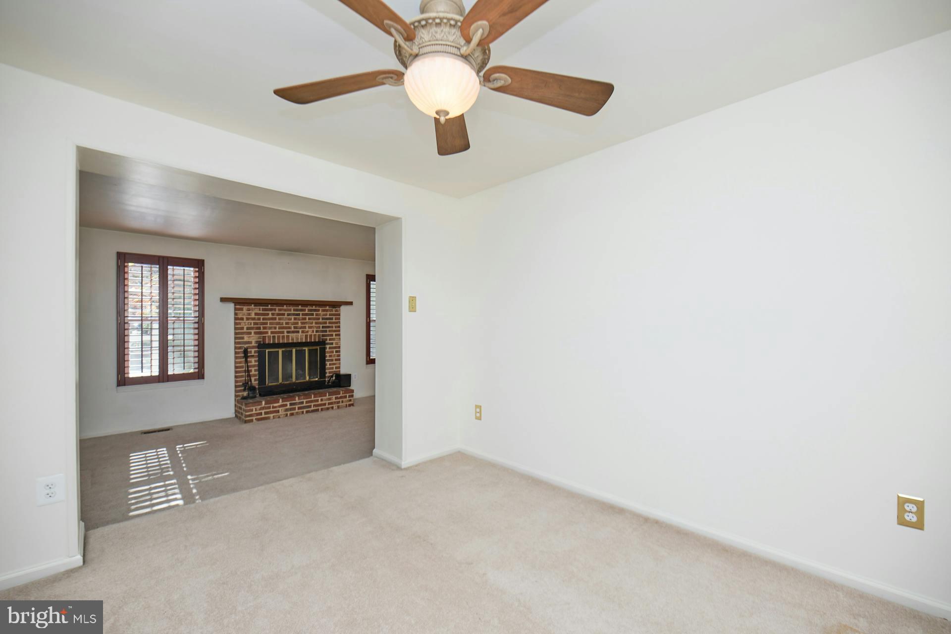 5704 Walnut Wood Ln