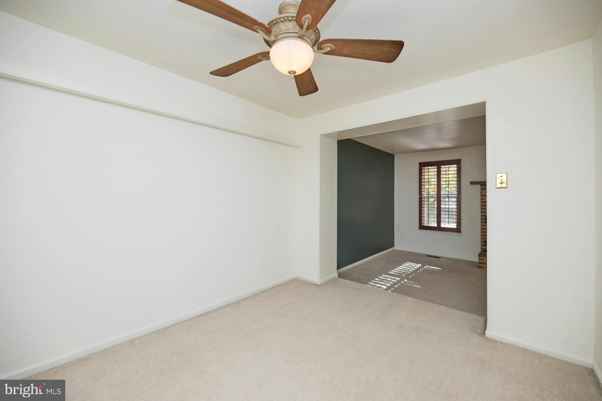 5704 Walnut Wood Ln