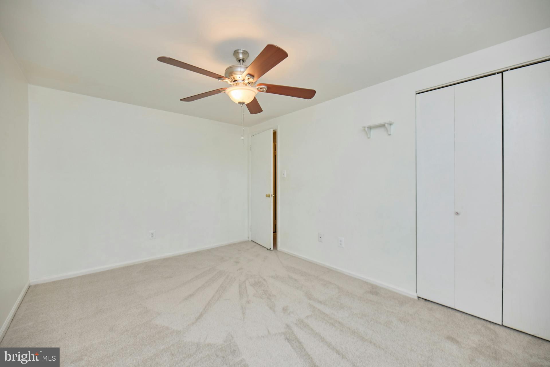 5704 Walnut Wood Ln