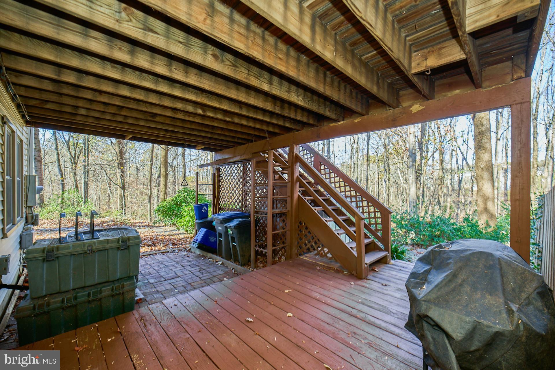 5704 Walnut Wood Ln