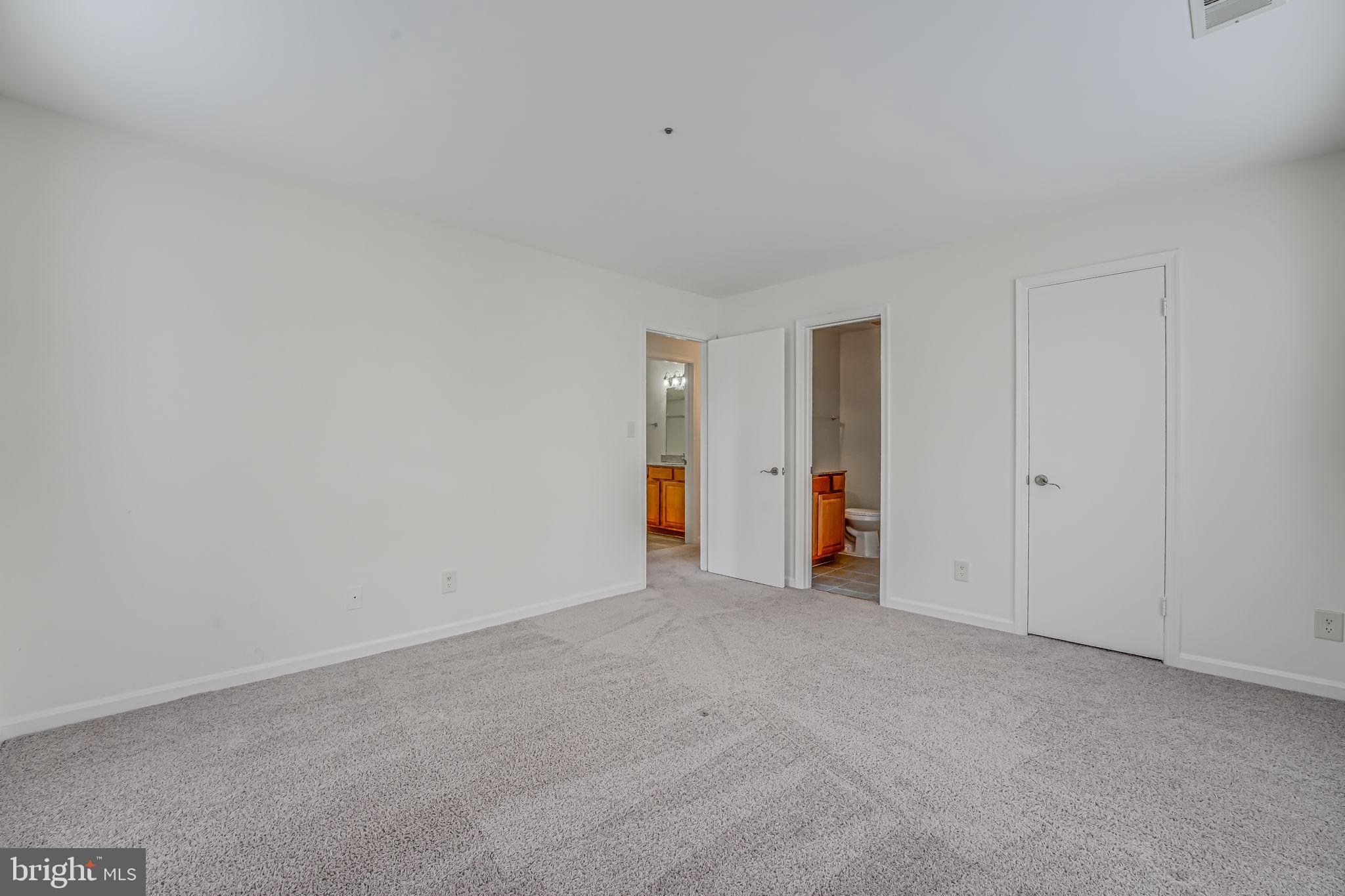 3178 SUMMIT SQUARE DR #3-B1