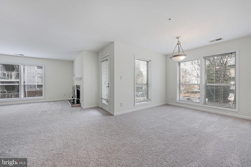 3178 SUMMIT SQUARE DR #3-B1