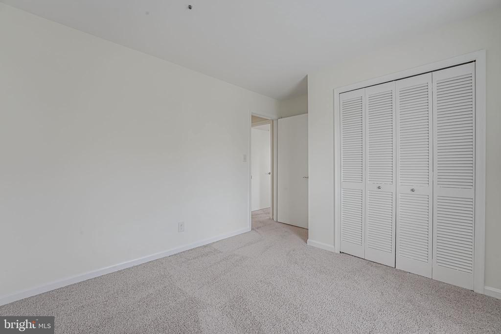 3178 SUMMIT SQUARE DR #3-B1