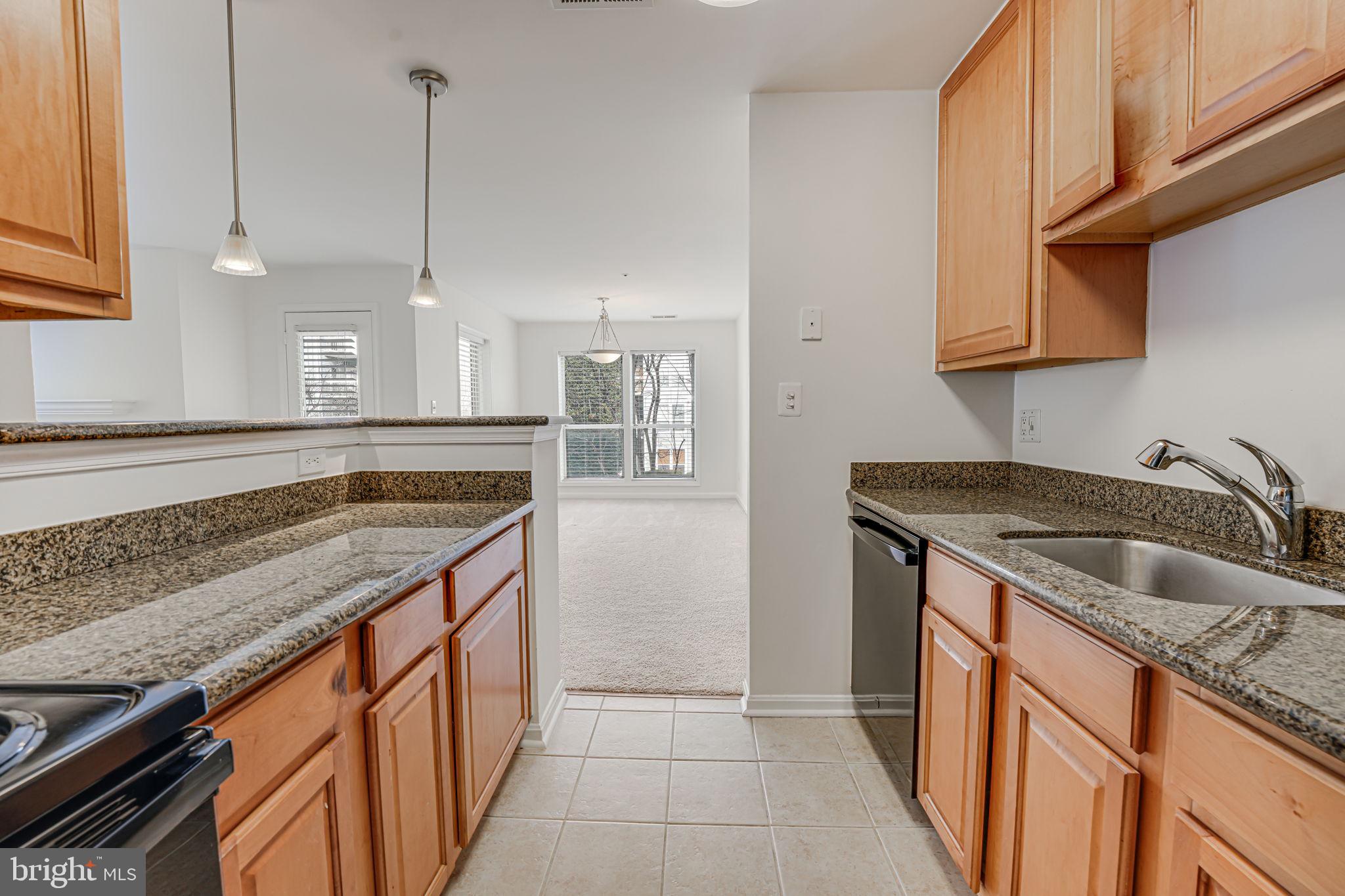 3178 SUMMIT SQUARE DR #3-B1