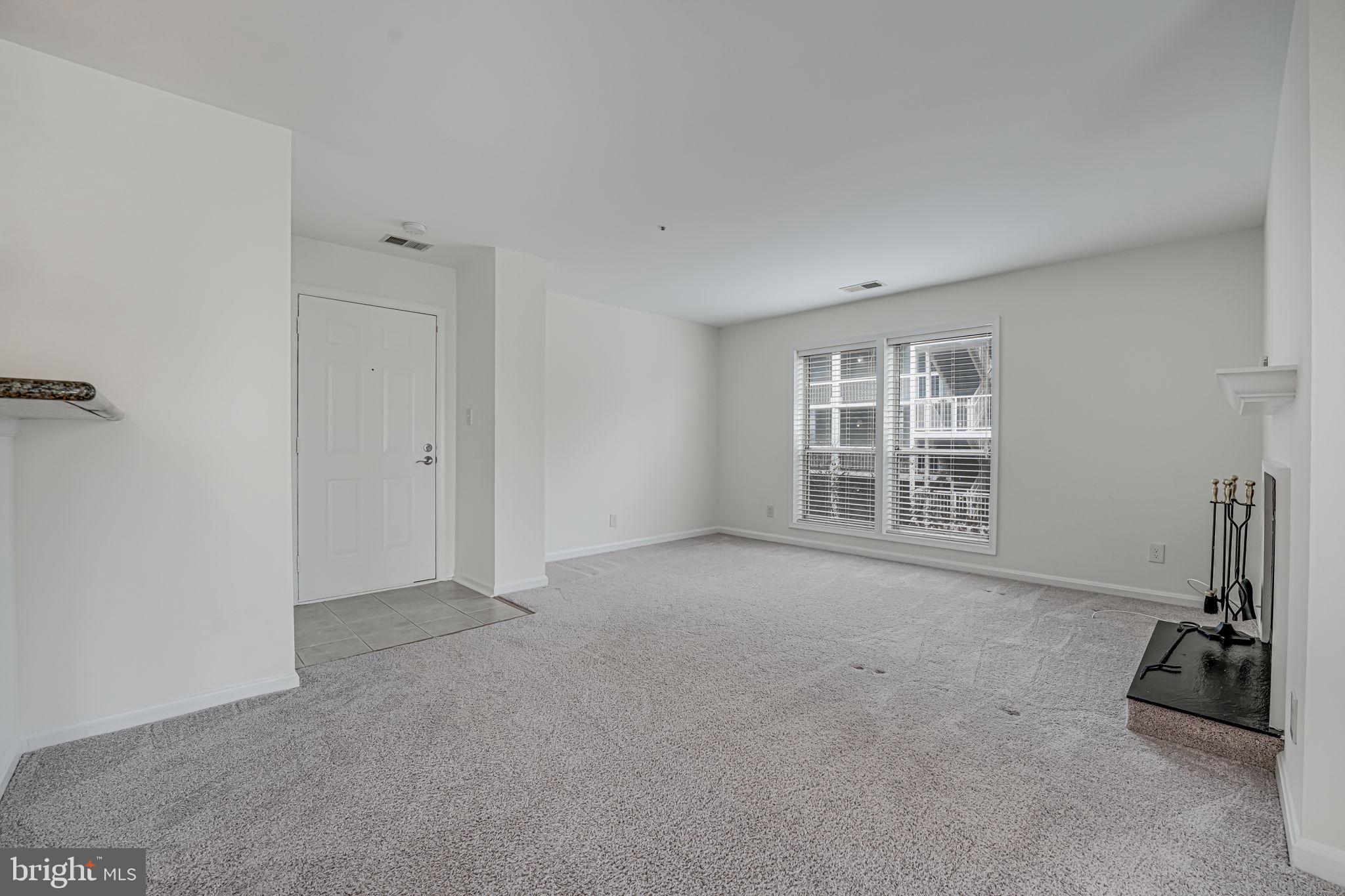 3178 SUMMIT SQUARE DR #3-B1
