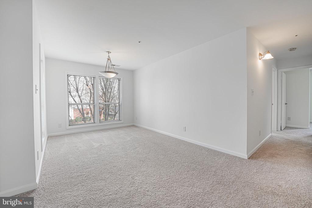 3178 SUMMIT SQUARE DR #3-B1