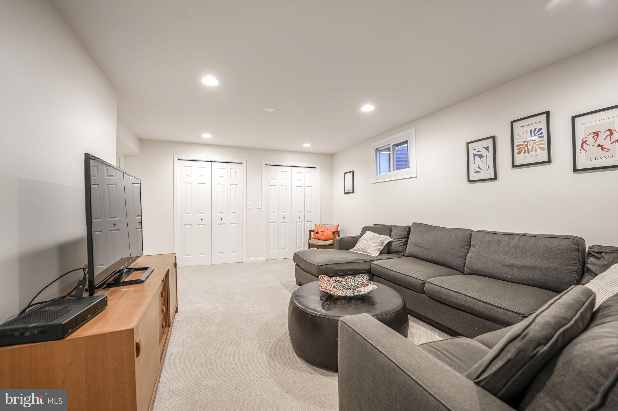 2429 Bramblebush Ct