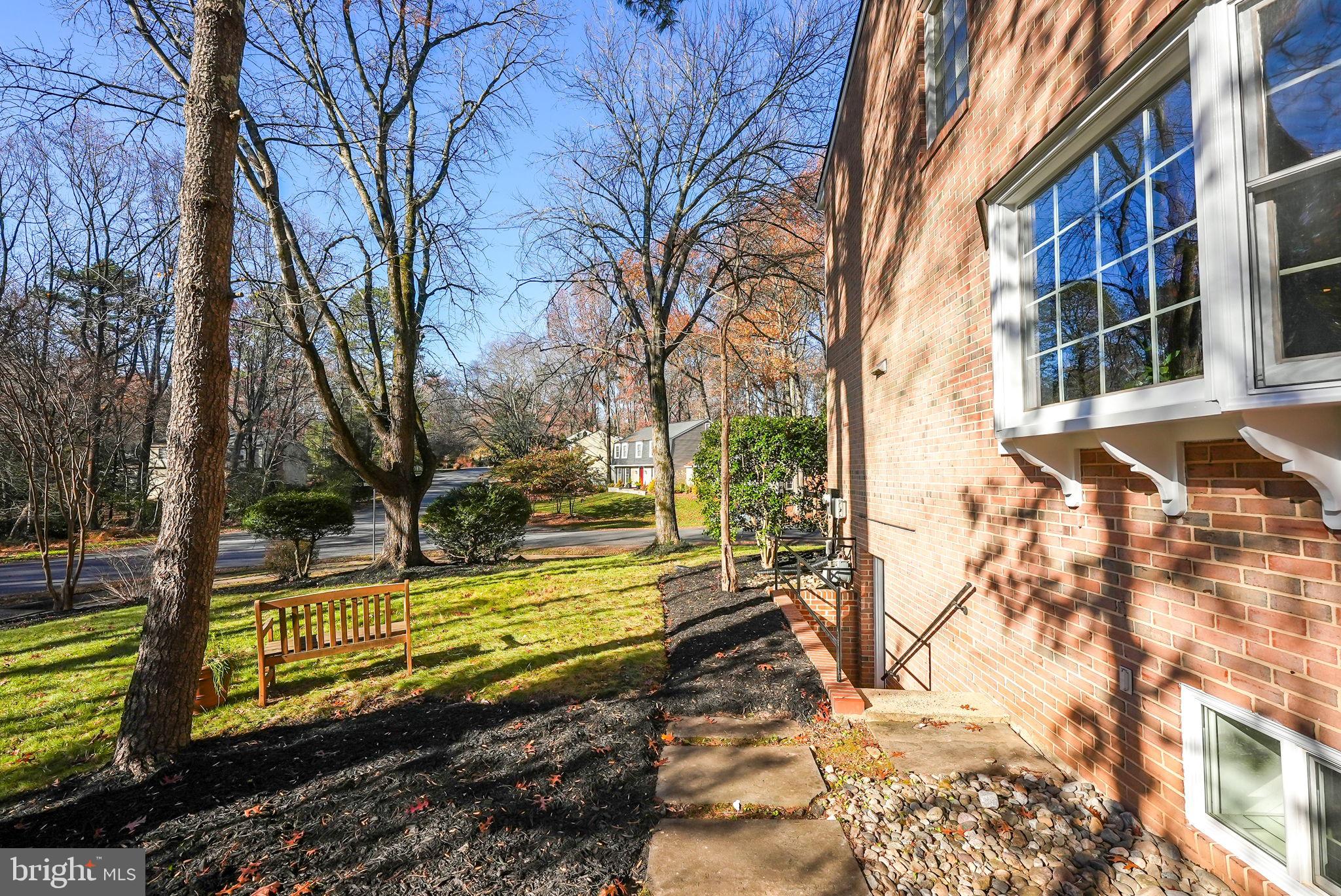 2429 Bramblebush Ct