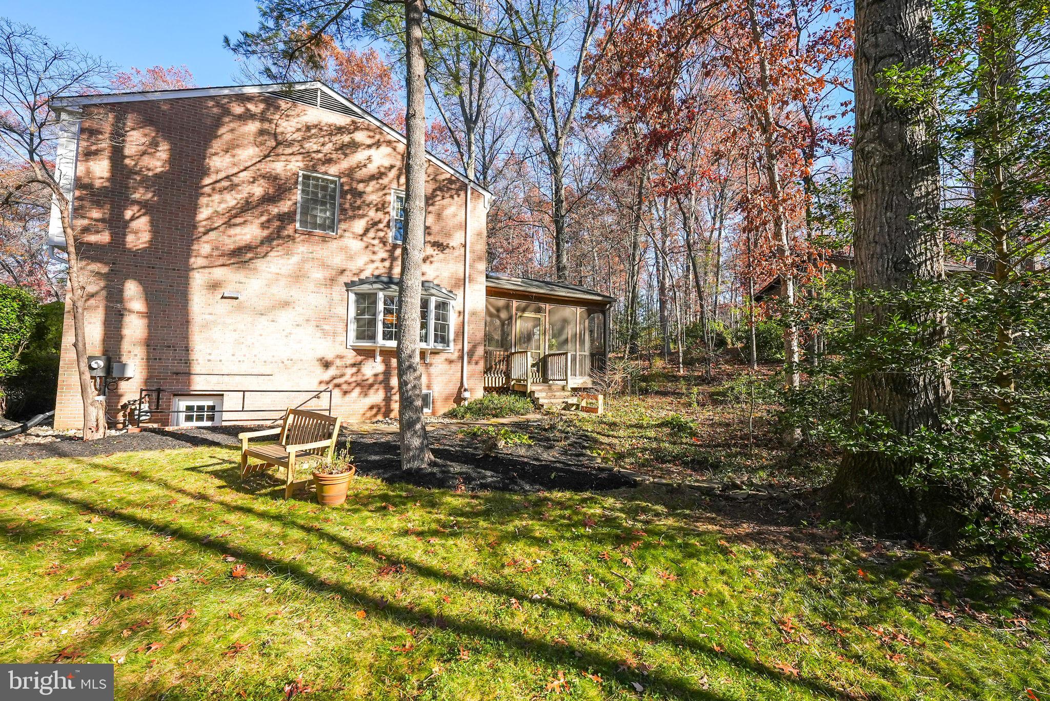 2429 Bramblebush Ct