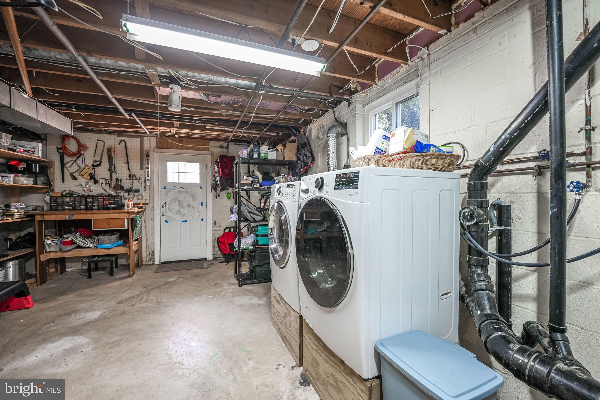 2429 Bramblebush Ct