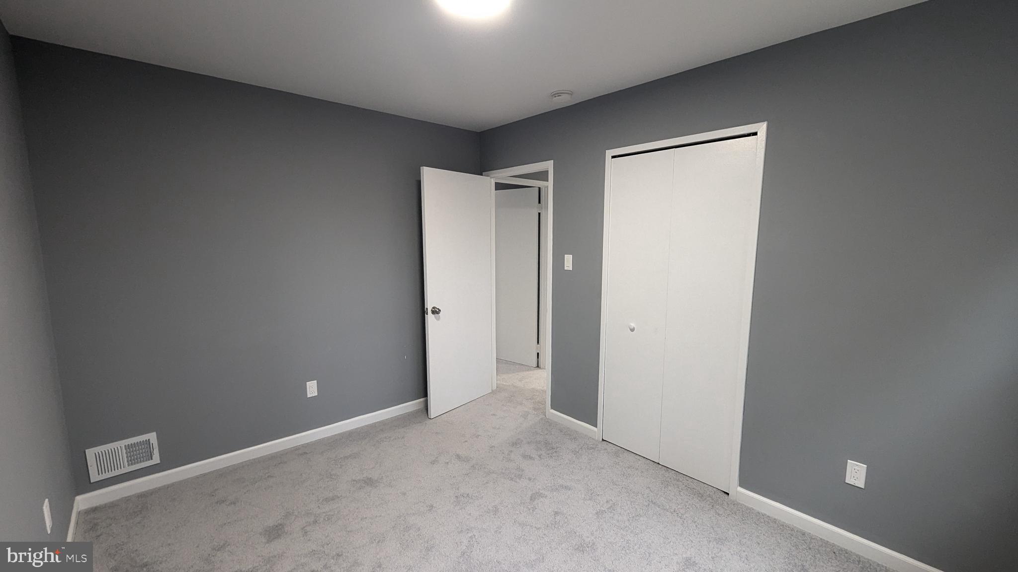 8409 DAMPIER COURT