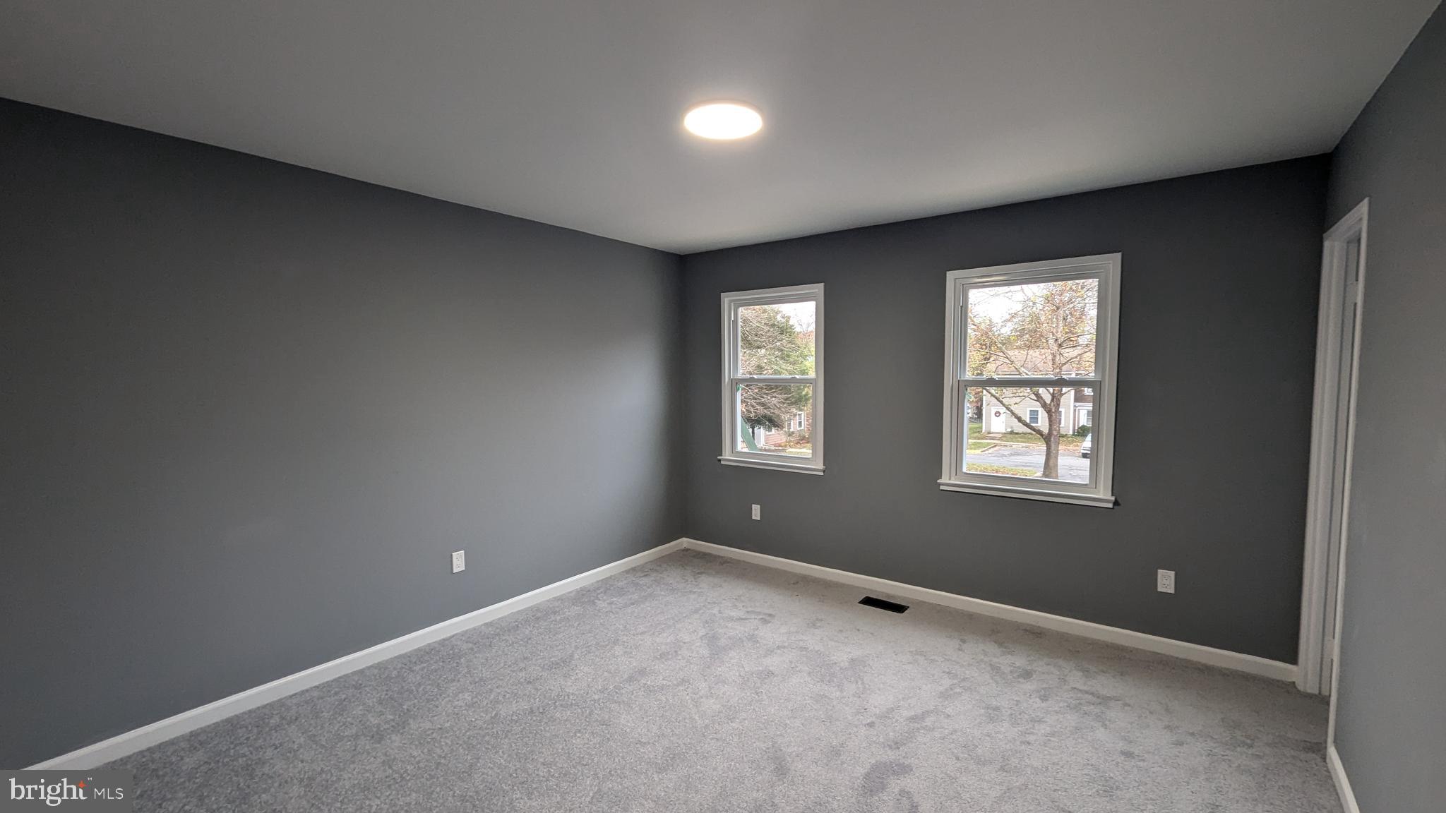 8409 DAMPIER COURT