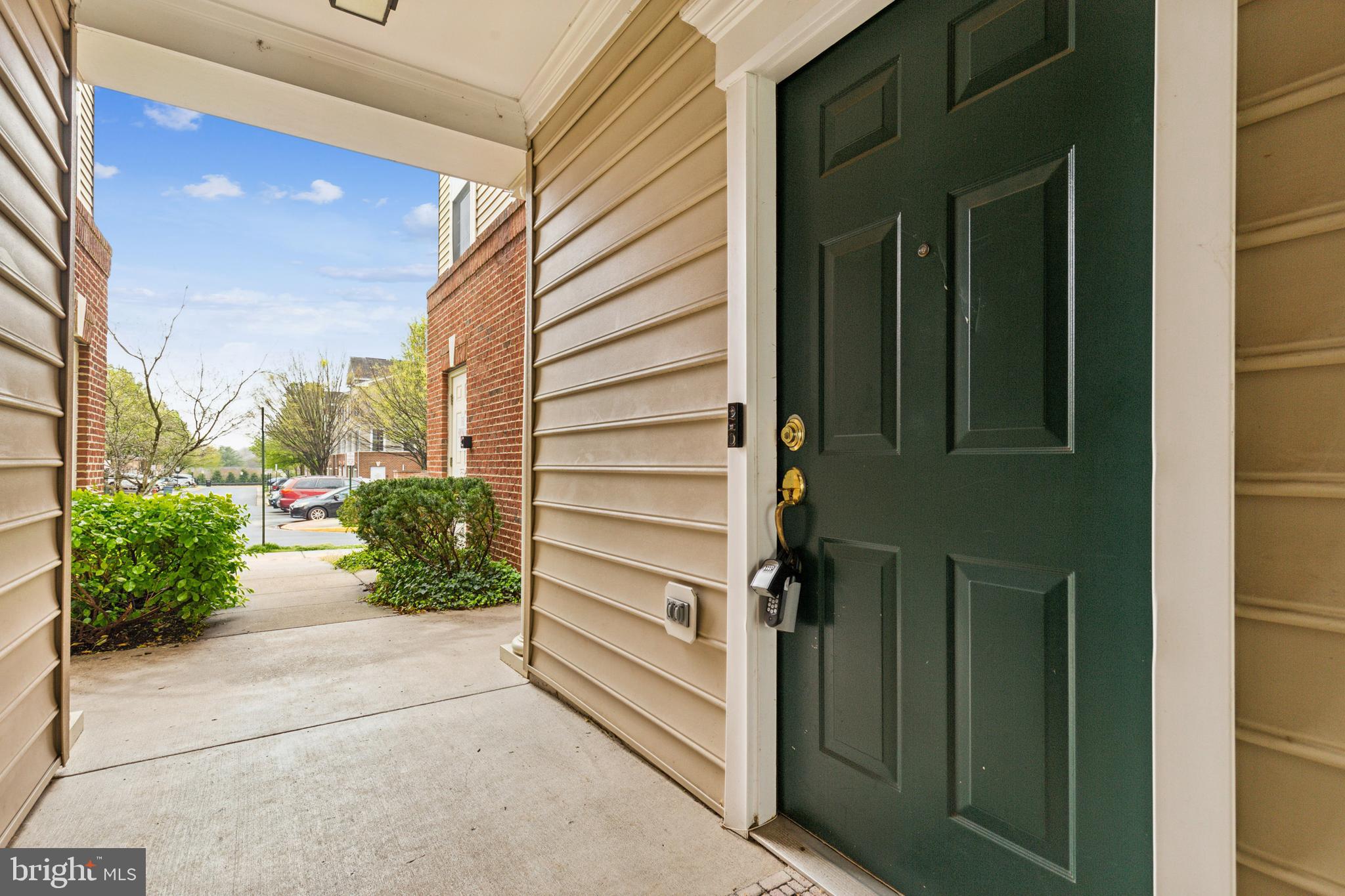 3538 HUNTLEY MANOR LANE 133B