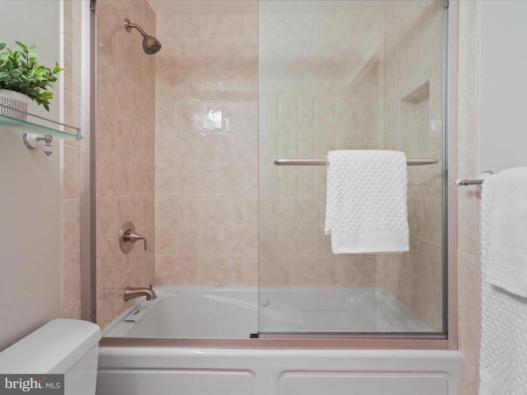 3297 Blue Heron Dr