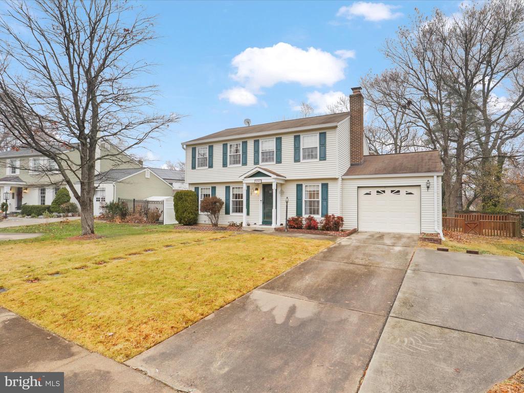 3297 Blue Heron Dr