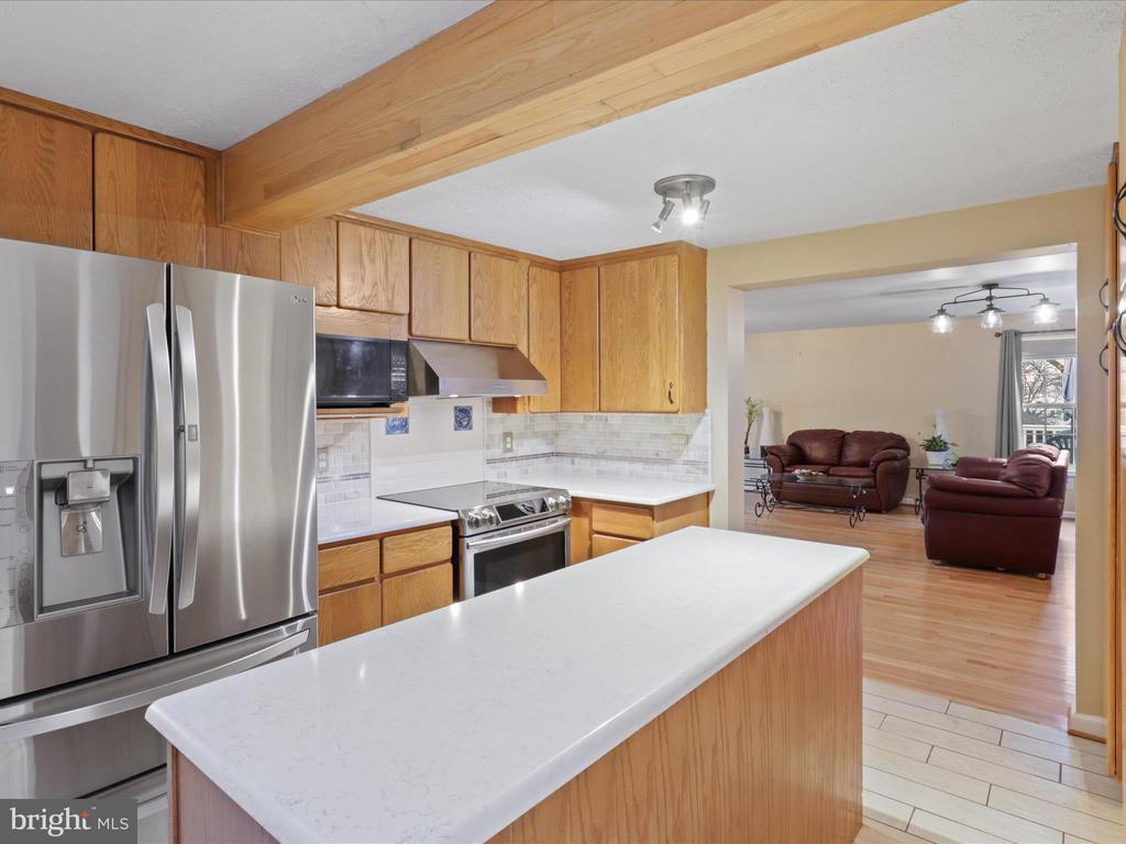 3297 Blue Heron Dr