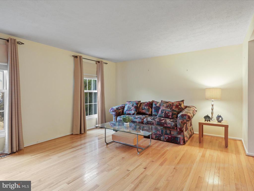 3297 Blue Heron Dr