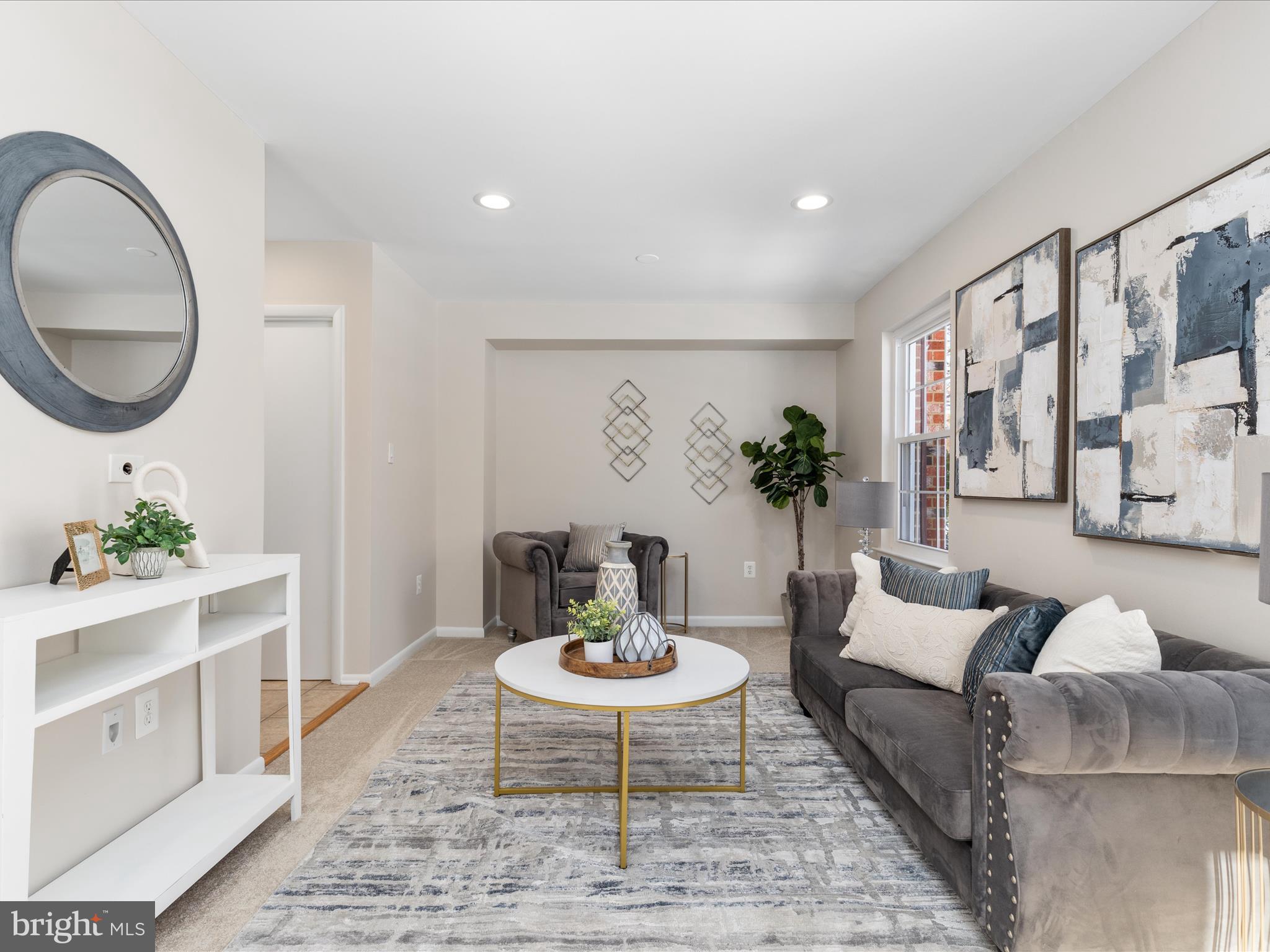 2242 Gunsmith Sq