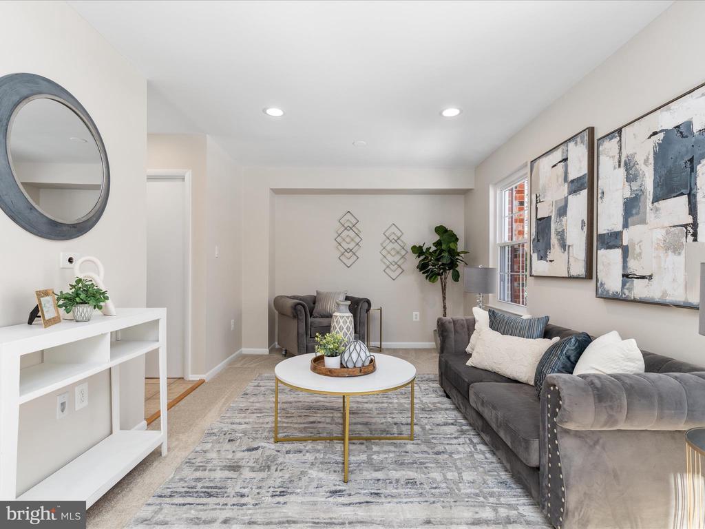 2242 Gunsmith Sq