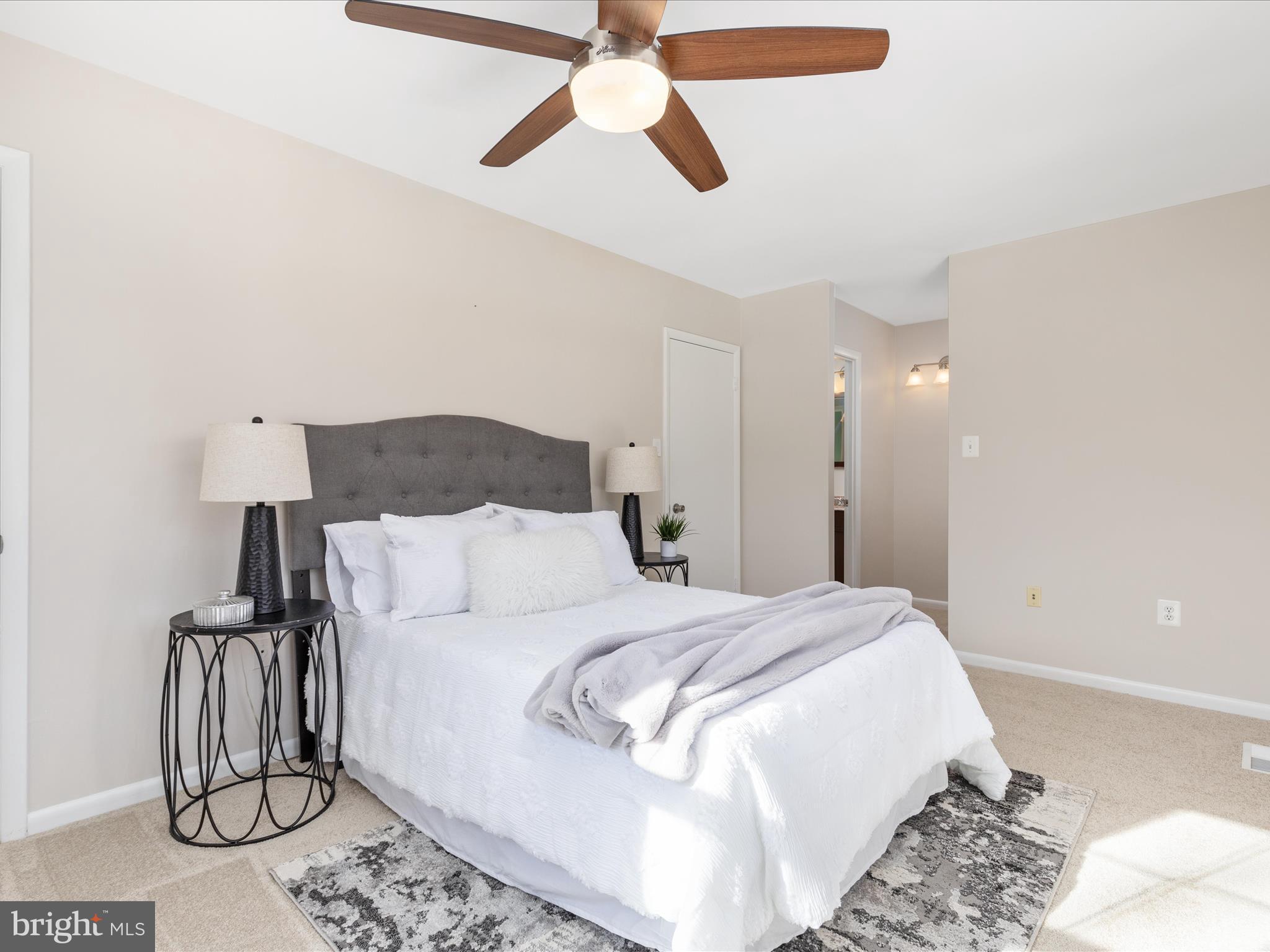 2242 Gunsmith Sq