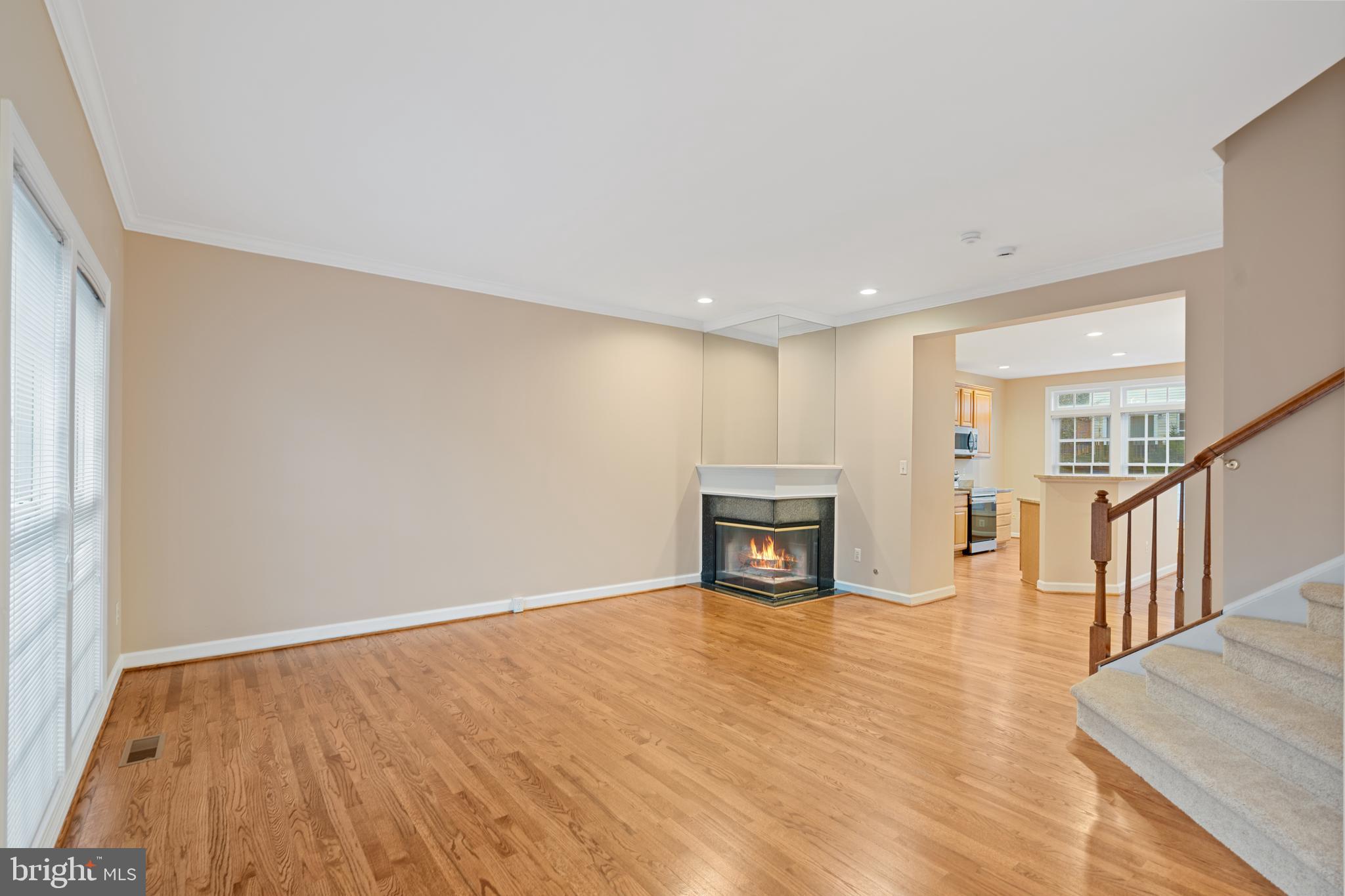 4203 ZOUAVE LANE