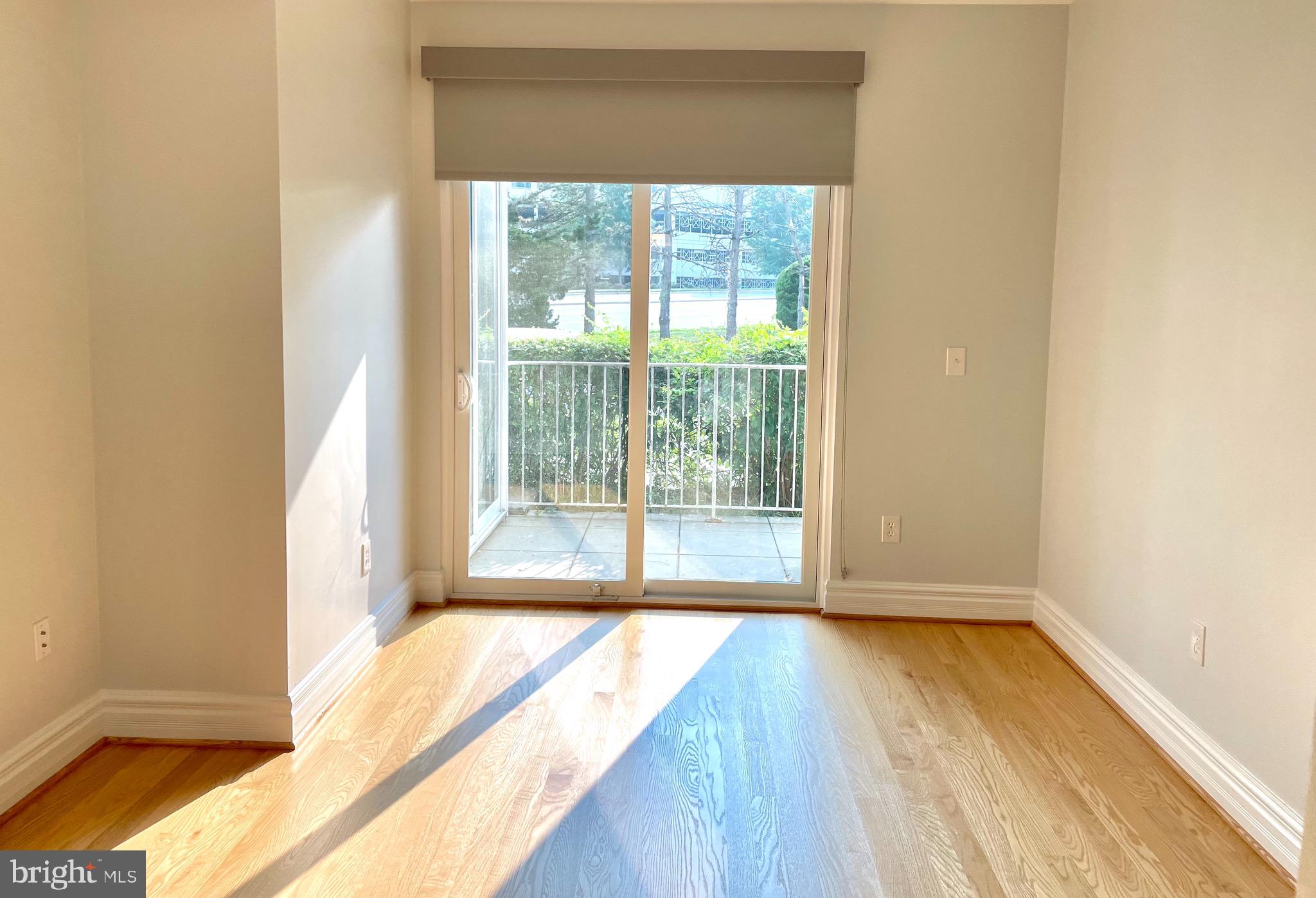 1625 International Dr #114